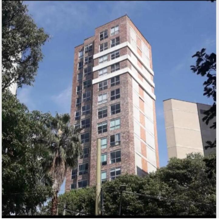 Beautiful & Comfortable Apartment In Laureles Medellín Buitenkant foto